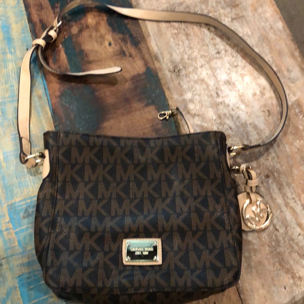 MK purse